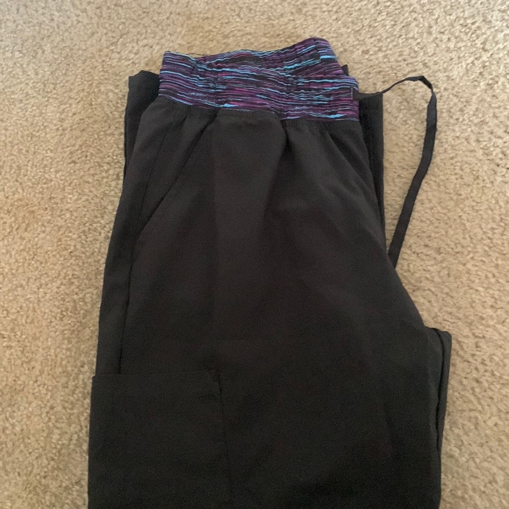 Women scrubs size M
